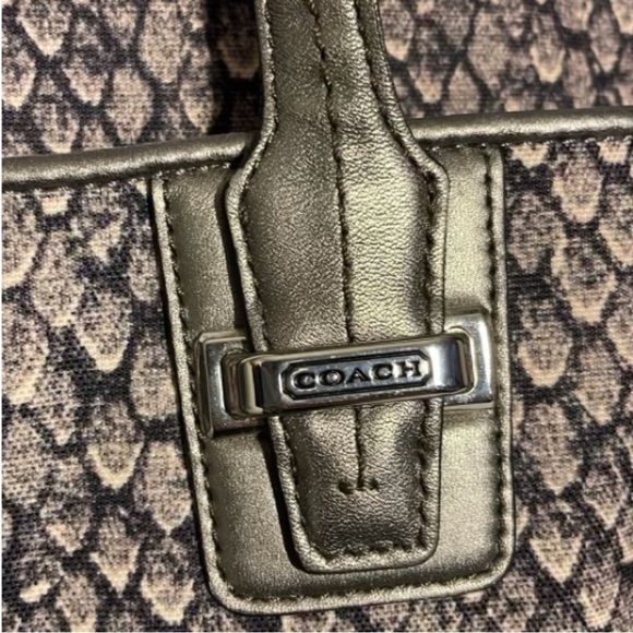 “COACH - TAYLOR” BRONZE SNAKE PRINT - Picture 5 of 7